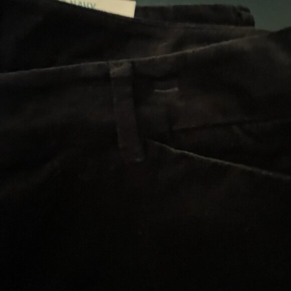 Old Navy Mid Rise Pixie Ankle Length Velvet Pants Size 10 Solid Black with Tags - Picture 8 of 9